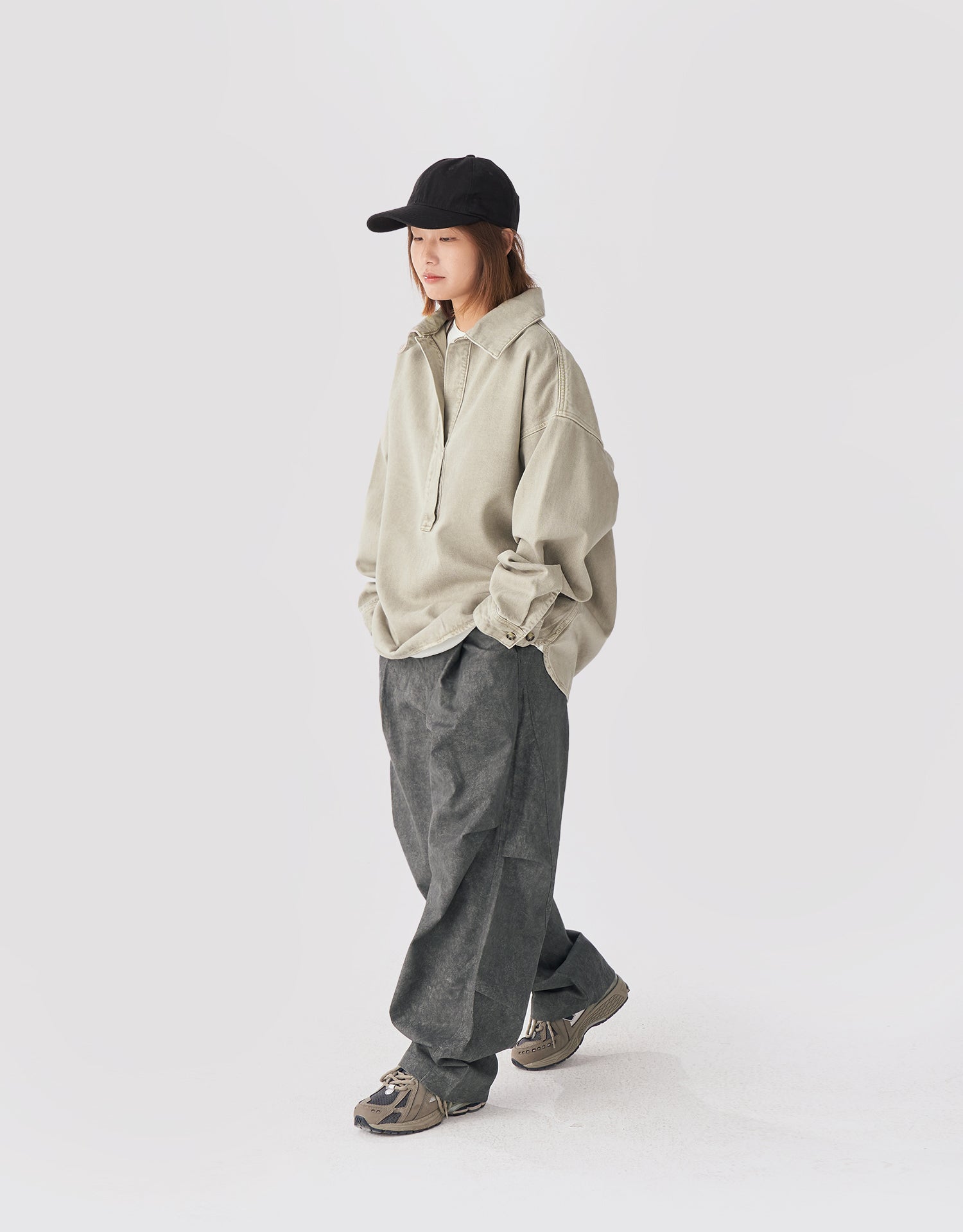 TopBasics Four Pockets Washed & Pleated Barrel Leg Pants