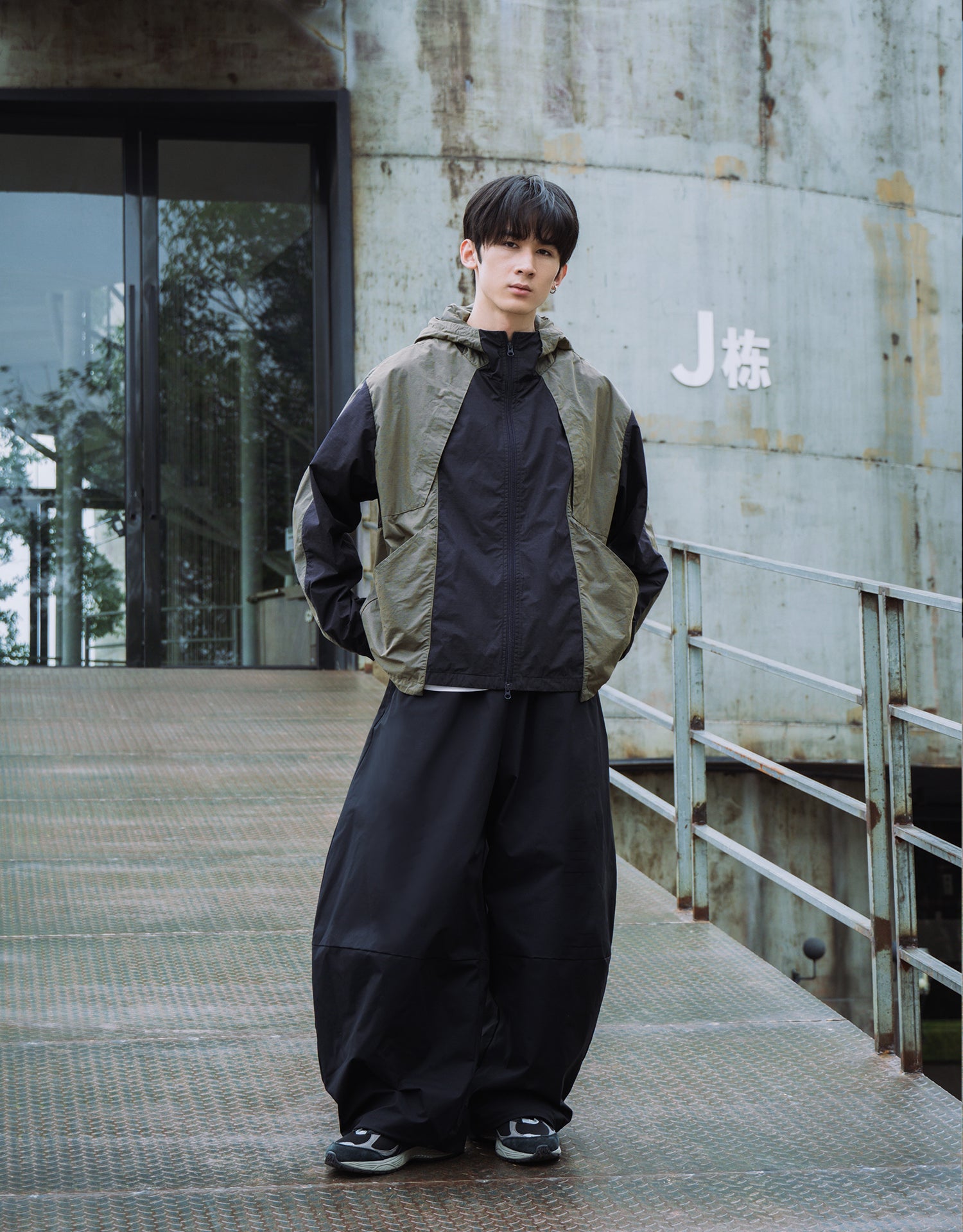 TopBasics Contrast Six Pockets Light Jacket