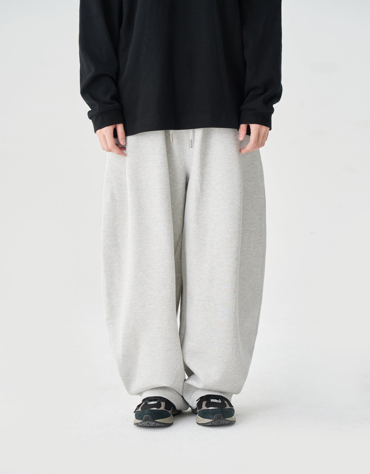 TopBasics Three Pockets Oversized Sweat Pants