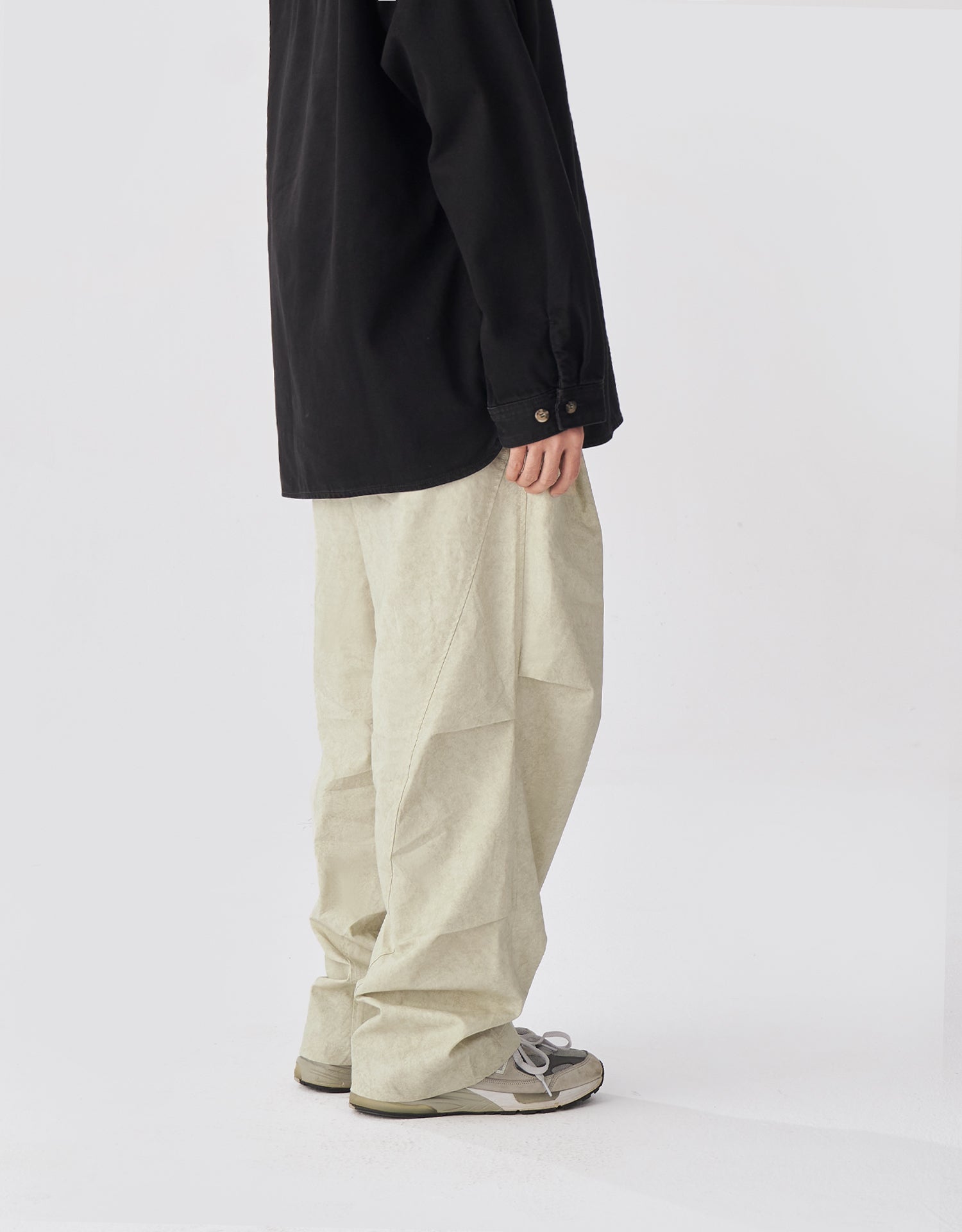 TopBasics Four Pockets Washed & Pleated Barrel Leg Pants