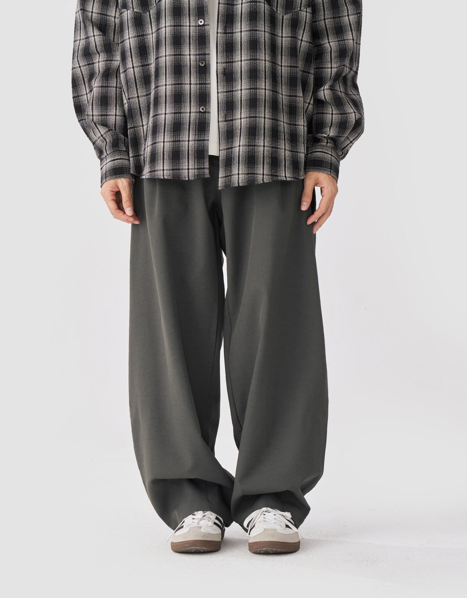 TopBasics Pleated Balloon Trousers