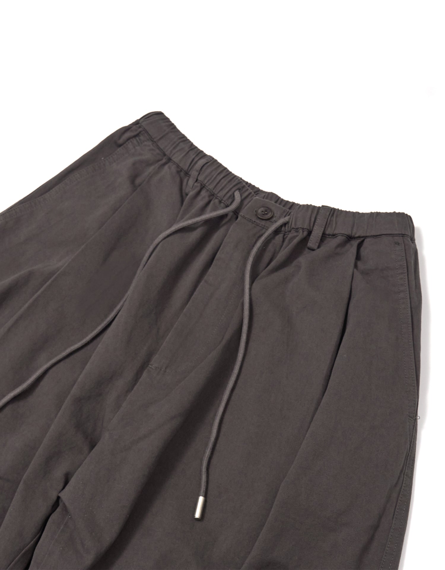 TopBasics Three Pockets Barrel Leg Pants