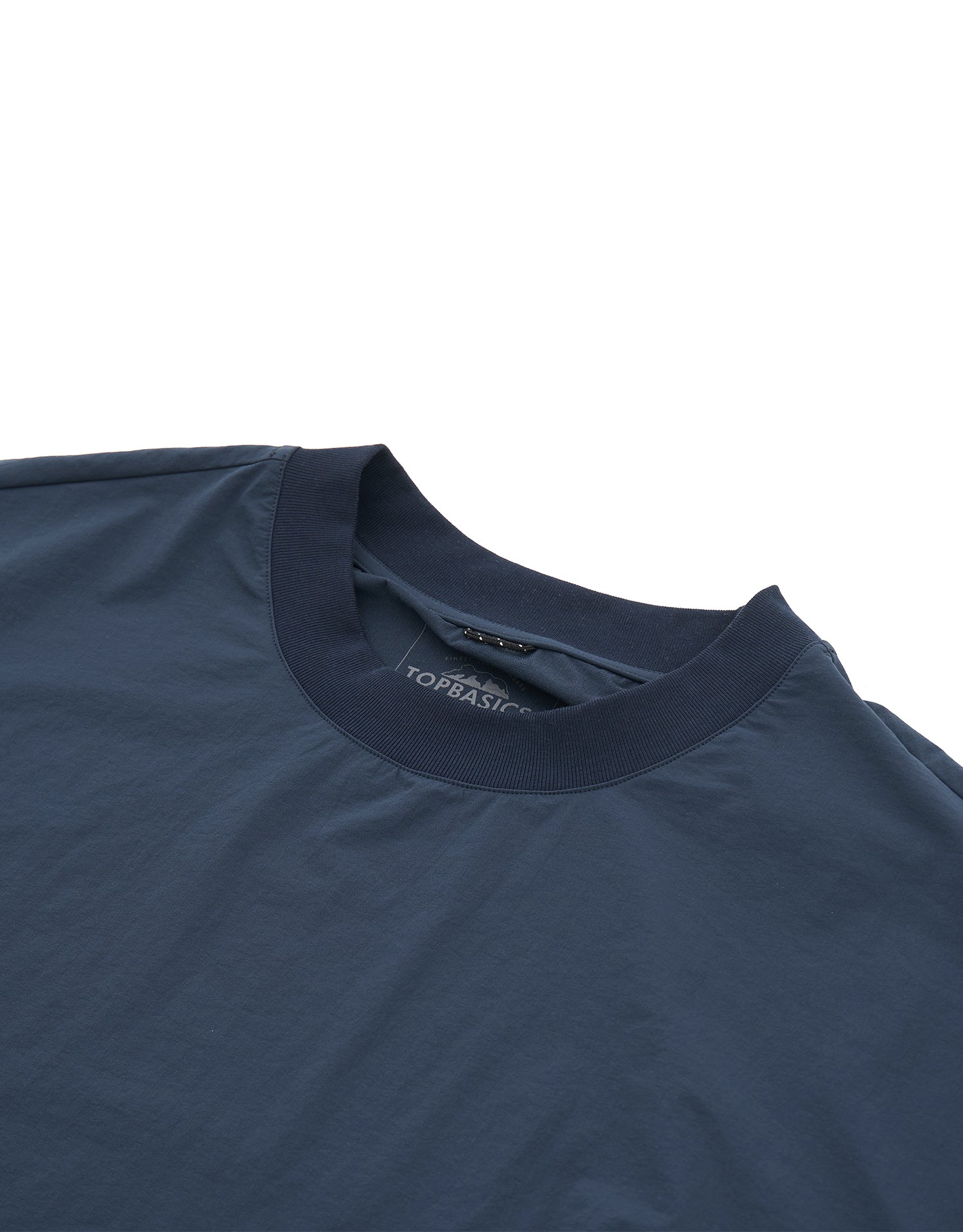 TopBasics Zipper pocket T-Shirt