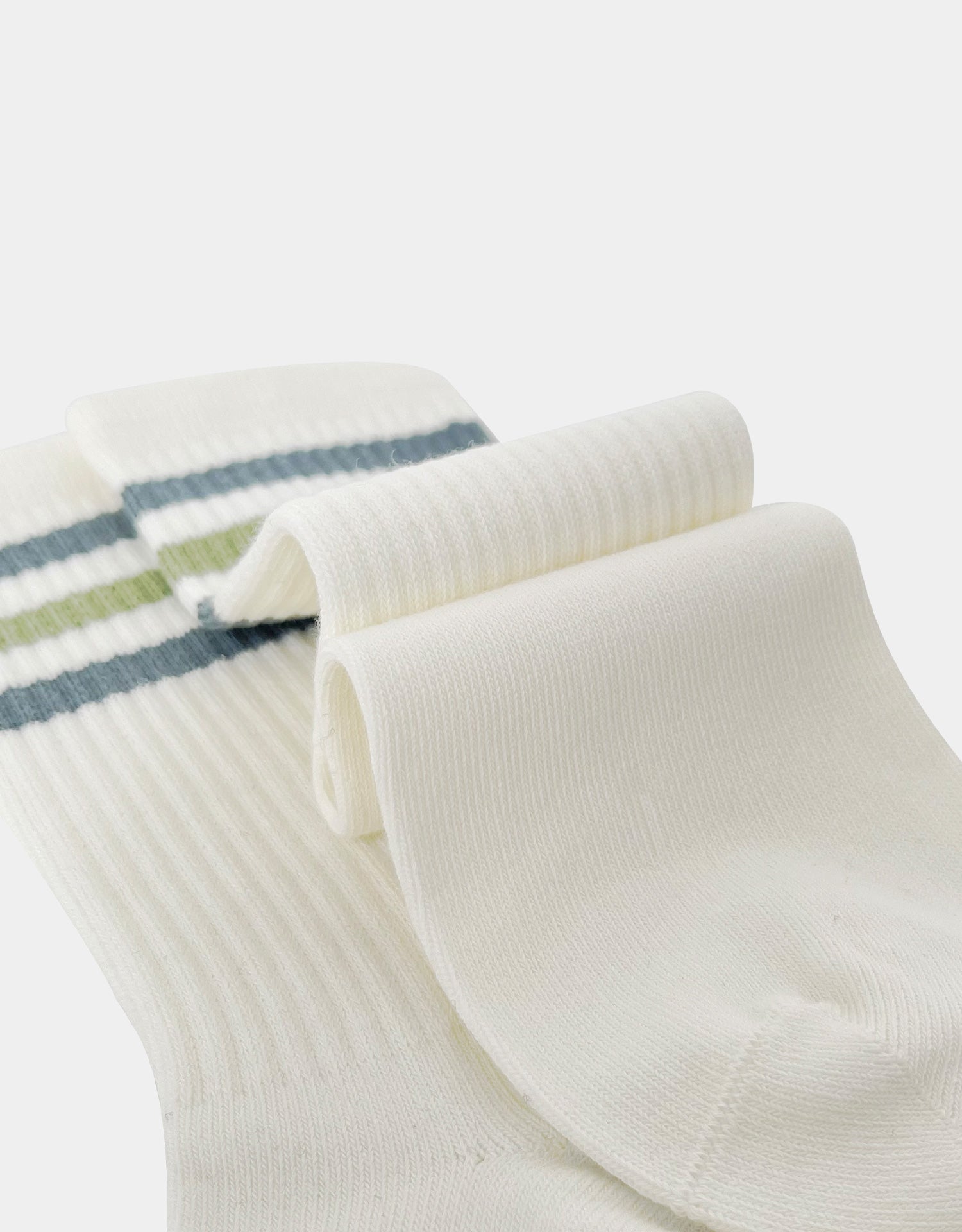 TopBasics Three Straps Contrast Socks
